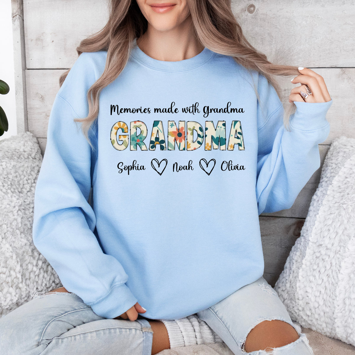 Personalized &quot;Memories Made with Grandma&quot; Crewneck Sweatshirt – Custom Kids&#39; Names Gift