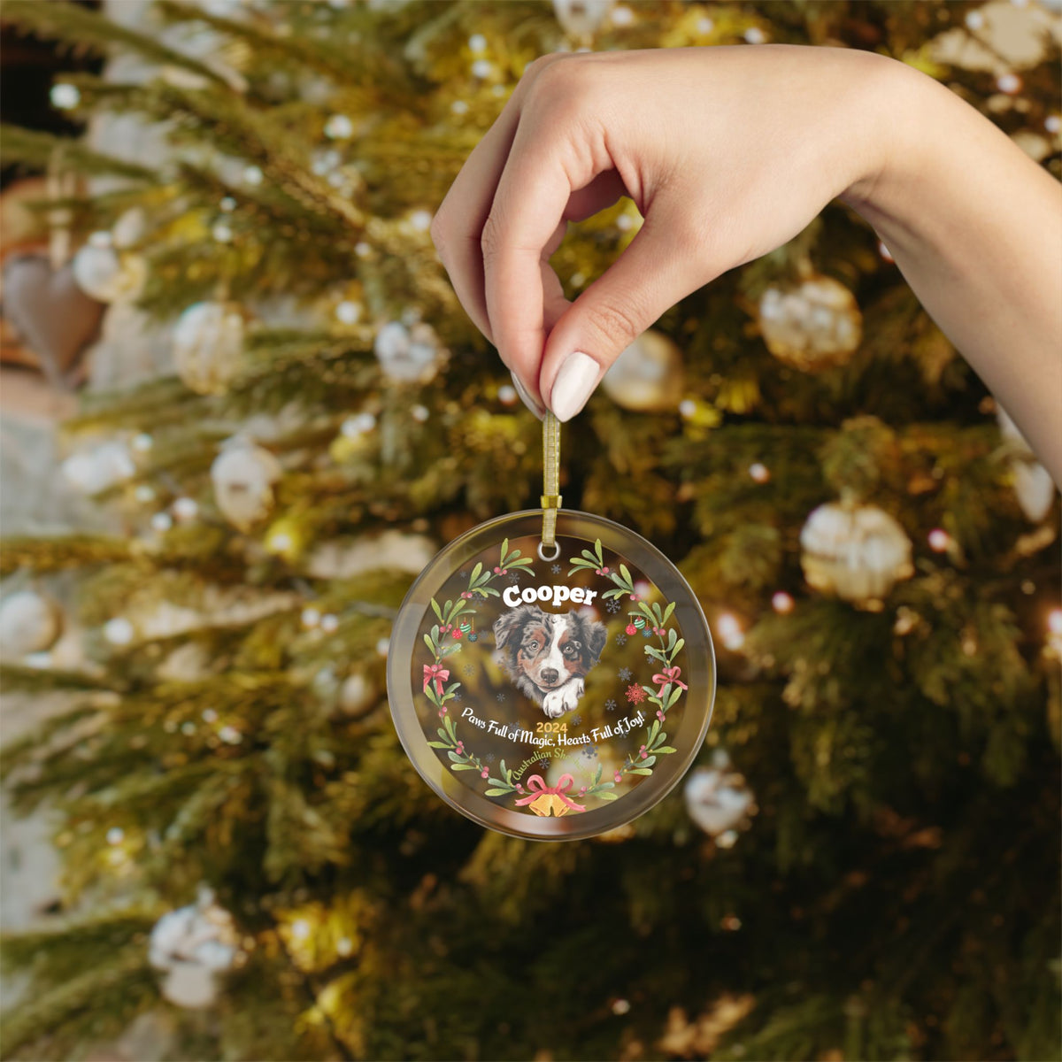 Personalized Australian Shepherd Glass Christmas Ornament – Custom Dog Name and Year Holiday Keepsake