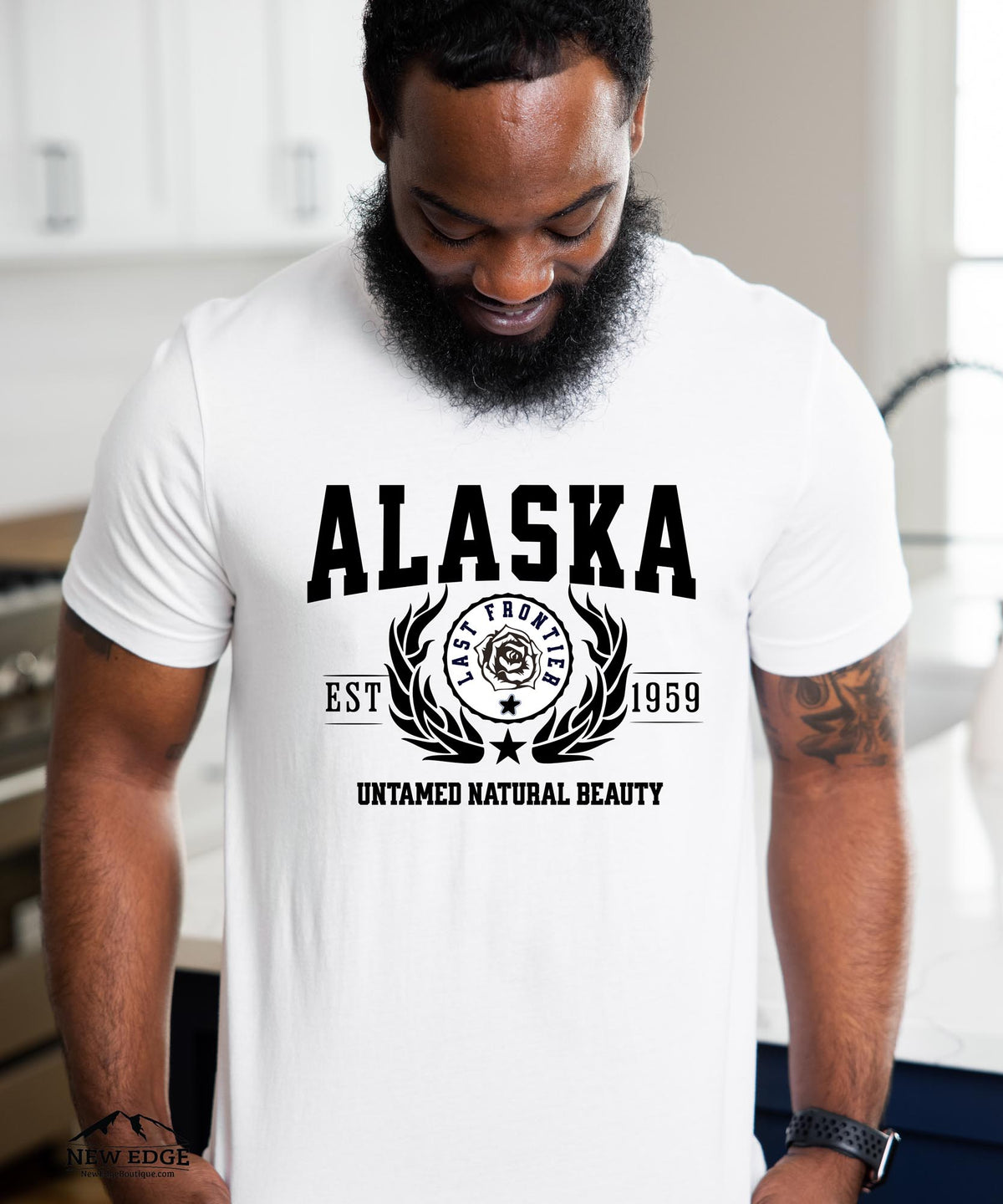 Alaska State - &quot;Untamed Natural Beauty&quot; Slogan T-Shirt for Outdoor Enthusiasts