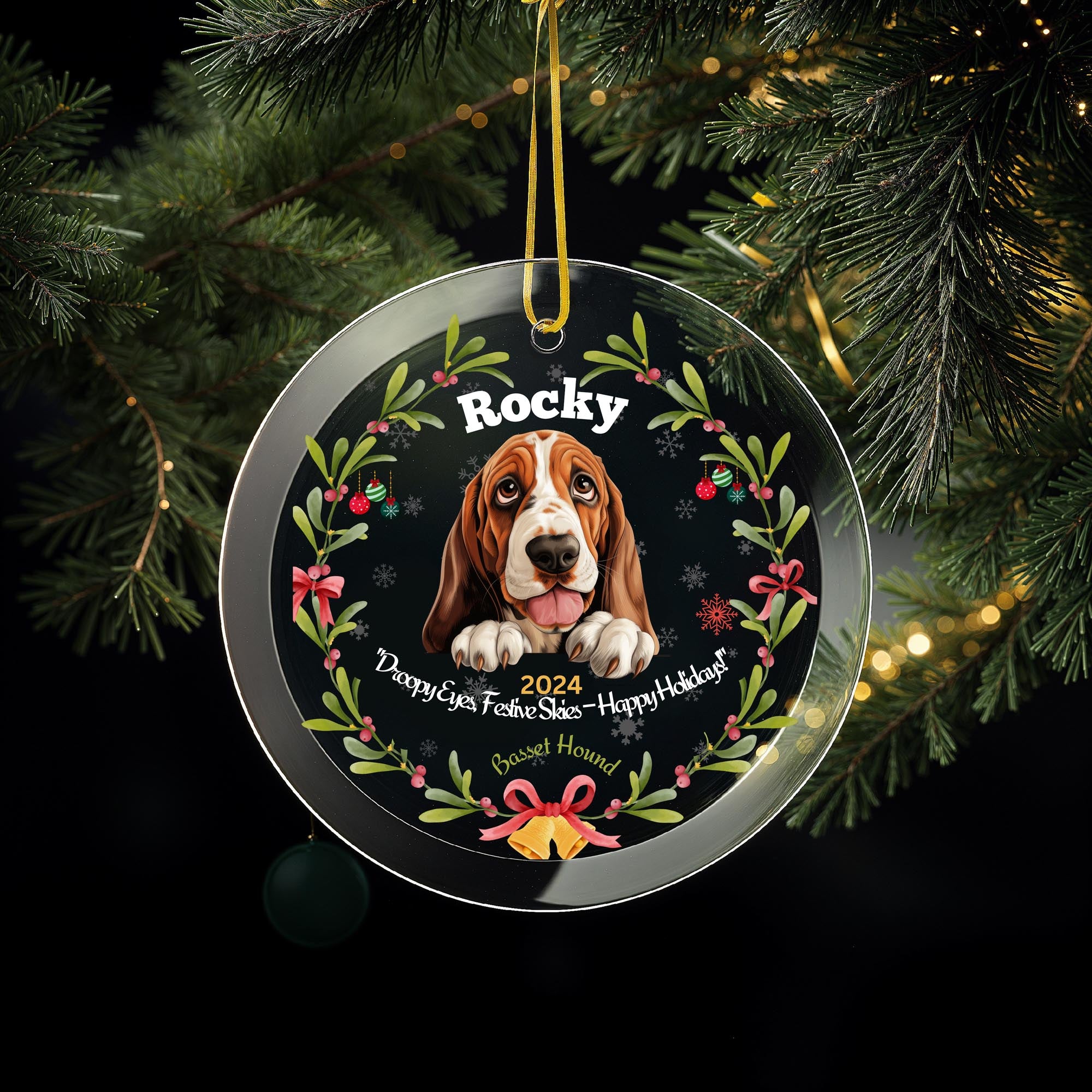 ersonalized Basset Hound Glass Christmas Ornament – Custom Dog Name and Year Keepsake