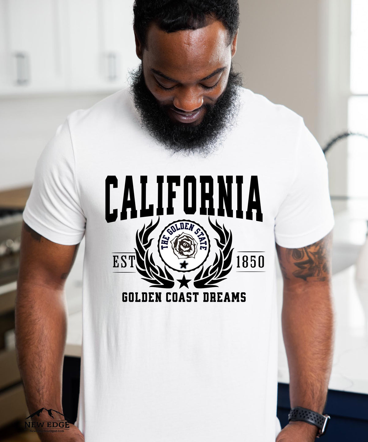 California State - &quot;Golden Coast Dreams&quot; Slogan T-Shirt for Beach Lovers &amp; California Dreamers