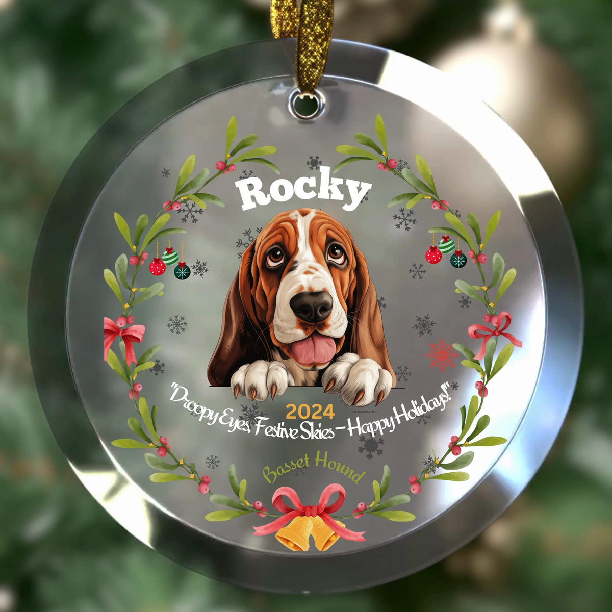 ersonalized Basset Hound Glass Christmas Ornament – Custom Dog Name and Year Keepsake